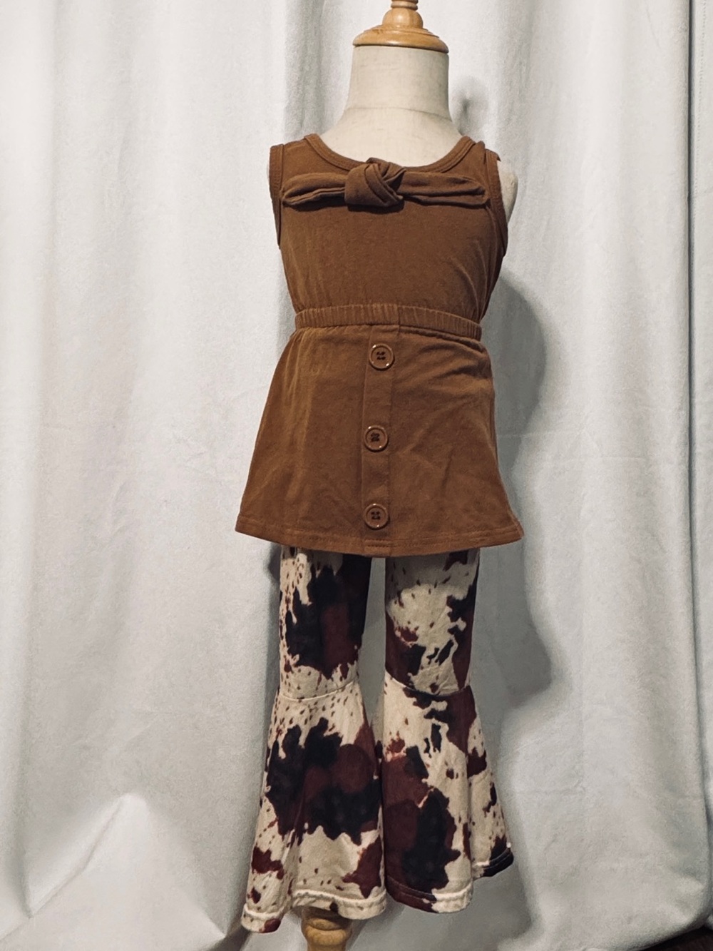 Brown Knot-Front Button Tank Top with Cowprint Flare Pants